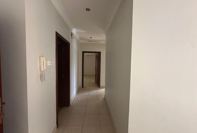986320 - Property Image 2