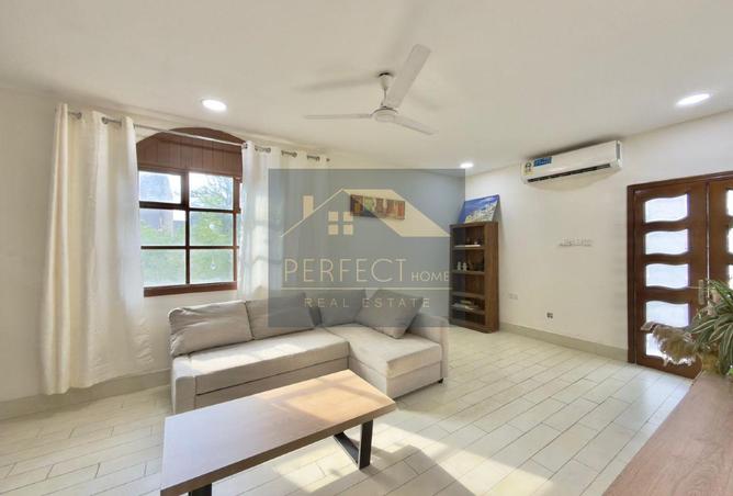 971891 - Property Image 2