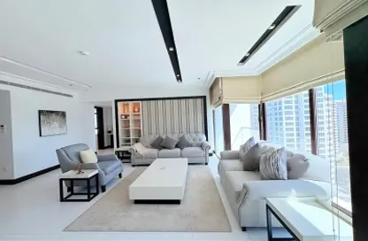 Apartment - 2 Bedrooms - 3 Bathrooms for rent in Al Marsa Floating City - Amwaj Islands - Muharraq Governorate