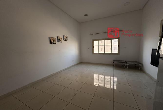 961485 - Property Image 2