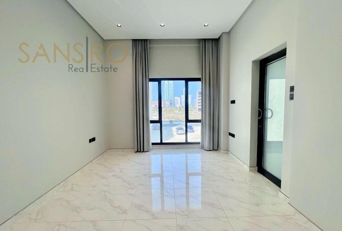 981182 - Property Image 3