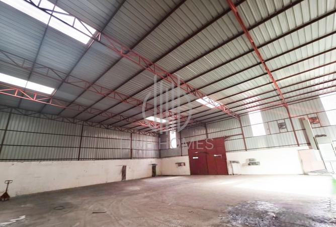 986102 - Property Image 2