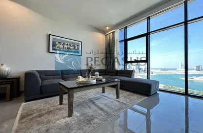 Living Room image for: Apartment - 2 Bedrooms - 2 Bathrooms for rent in alnaim - Manama - Capital Governorate, Image 1