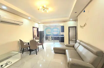 Apartment - 2 Bedrooms - 2 Bathrooms for rent in Mahooz - Manama - Capital Governorate