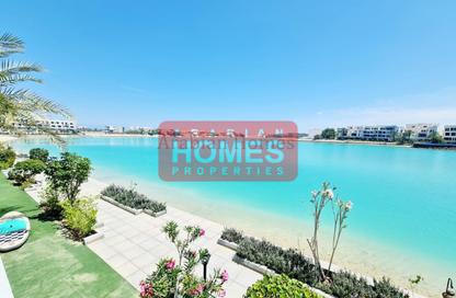 Villa - 5 Bedrooms - 6 Bathrooms for sale in Amwaj Avenue - Amwaj Islands - Muharraq Governorate