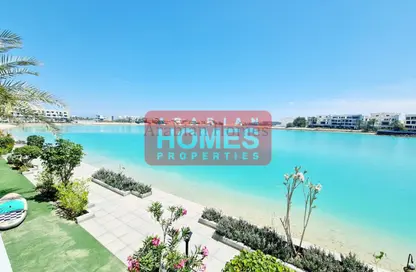 Villa - 5 Bedrooms - 6 Bathrooms for sale in Amwaj Avenue - Amwaj Islands - Muharraq Governorate