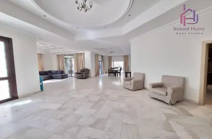 Villa - 4 Bedrooms - 3 Bathrooms for rent in Janabiya - Northern Governorate