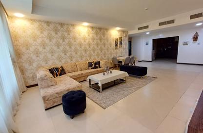 Apartment - 2 Bedrooms - 2 Bathrooms for rent in Al Juffair - Capital Governorate