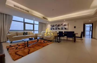 Apartment - 2 Bedrooms - 3 Bathrooms for rent in Busaiteen - Muharraq Governorate