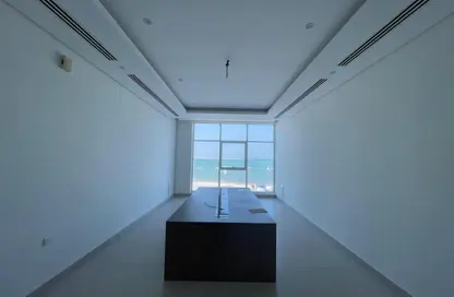 Office Space - Studio - 2 Bathrooms for rent in Seef - Capital Governorate