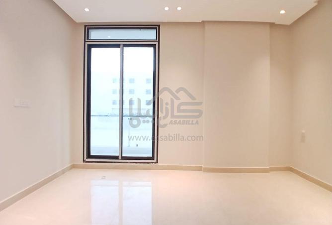 982868 - Property Image 3