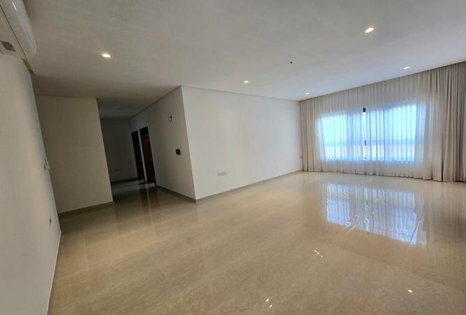 976754 - Property Image 2