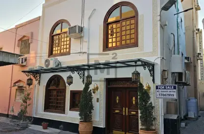 فيلا - 4 غرف نوم - 3 حمامات للبيع في الحد - المحرق