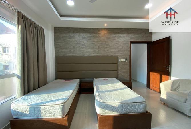964173 - Property Image 2