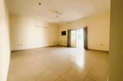 Apartment - 2 Bedrooms - 2 Bathrooms for rent in Mahooz - Manama - Capital Governorate