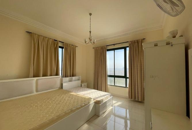 987613 - Property Image 3