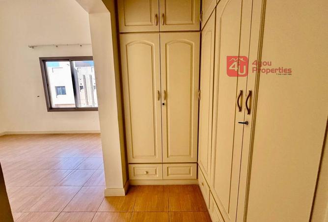 964499 - Property Image 3