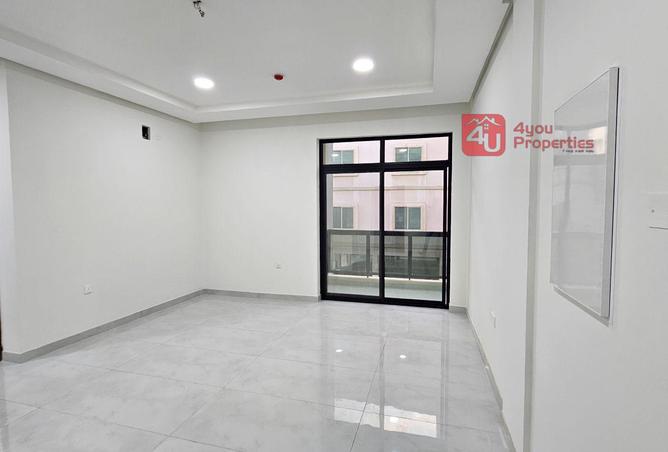 985072 - Property Main Image