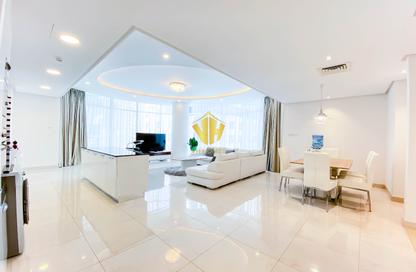 Apartment - 3 Bedrooms - 5 Bathrooms for rent in Al Juffair - Capital Governorate