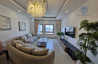 Apartment - 2 Bedrooms - 3 Bathrooms for rent in Busaiteen - Muharraq Governorate