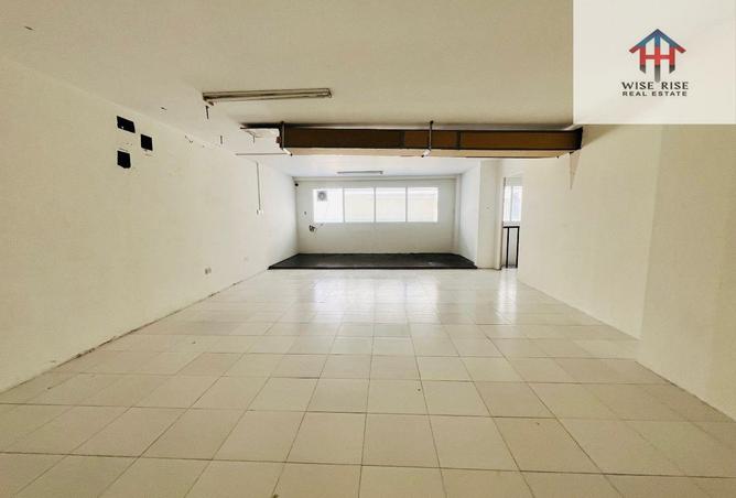 976815 - Property Image 2