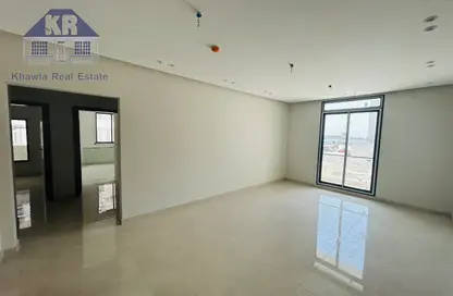 شقة - 3 غرف نوم - 3 حمامات للبيع في الحد - المحرق