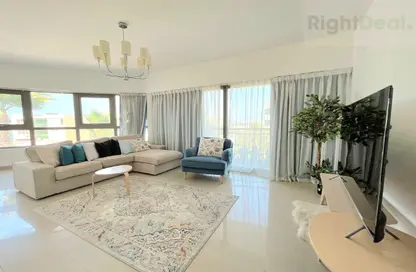 Apartment - 2 Bedrooms - 2 Bathrooms for sale in Tala Island - Amwaj Islands - Muharraq Governorate