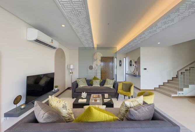 967192 - Property Image 3