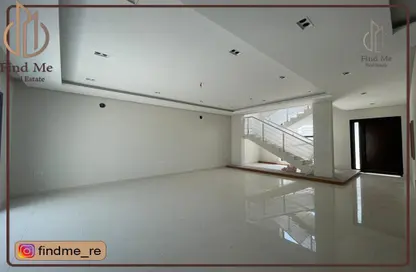 Villa - 3 Bedrooms - 4 Bathrooms for sale in Busaiteen - Muharraq Governorate
