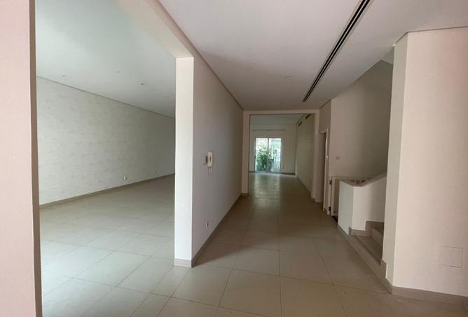 984082 - Property Image 3