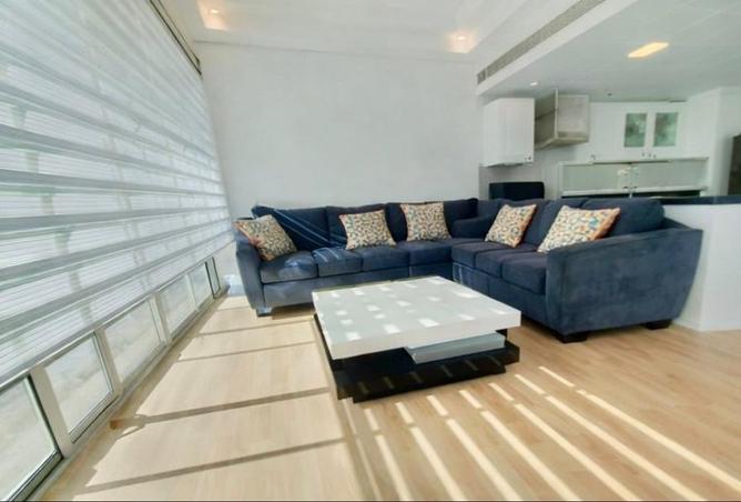 989155 - Property Image 2