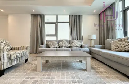 Apartment - 3 Bedrooms - 3 Bathrooms for rent in Al Juffair - Capital Governorate