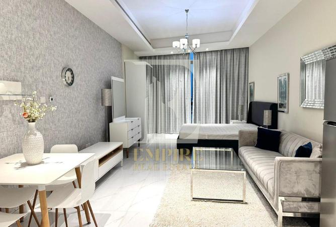 958329 - Property Image 2