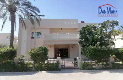 Outdoor House image for: Villa - 5 Bedrooms - 4 Bathrooms for rent in Janabiya - Northern Governorate, Image 1