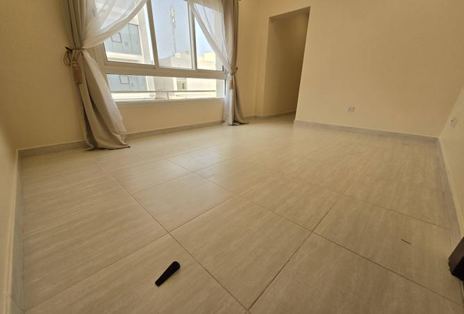 967055 - Property Image 3