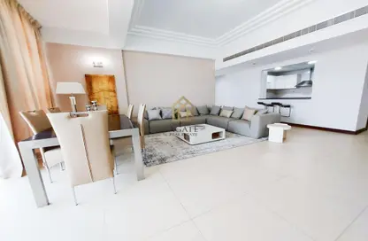 شقة - 2 غرف نوم - 3 حمامات للايجار في الزنج - المنامة - محافظة العاصمة