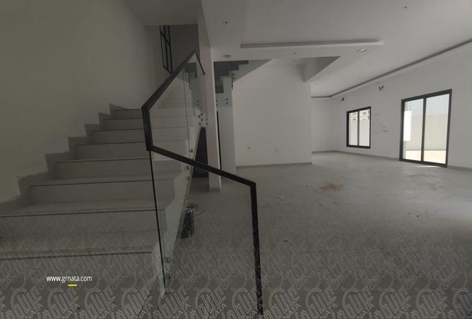 961618 - Property Image 2