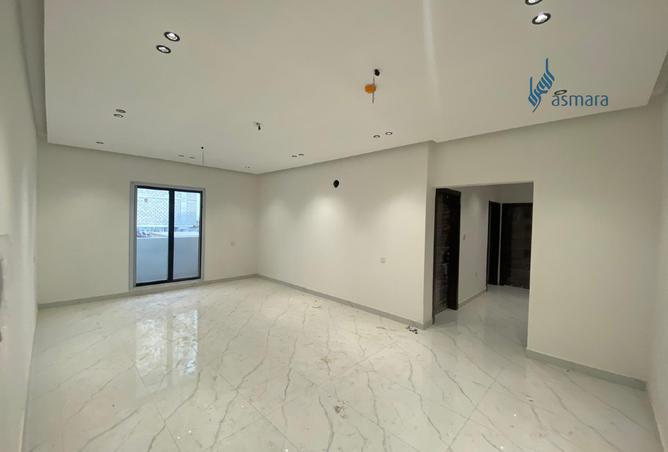 923737 - Property Main Image
