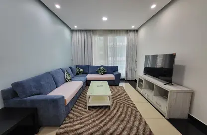 Apartment - 2 Bedrooms - 2 Bathrooms for rent in Busaiteen - Muharraq Governorate