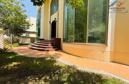 Villa - 5 Bedrooms - 7 Bathrooms for rent in Zinj - Manama - Capital Governorate