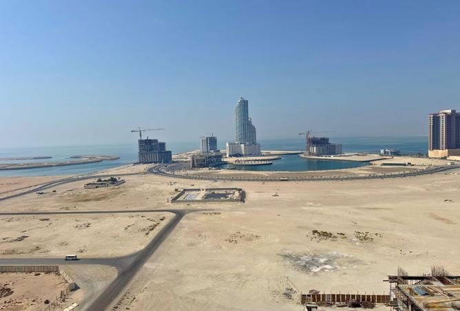 985892 - Property Image 2