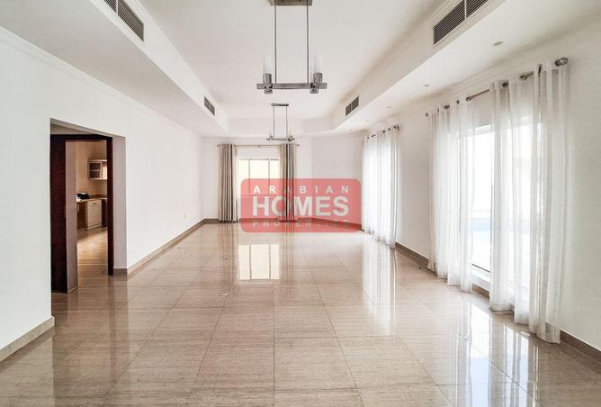 972127 - Property Image 2