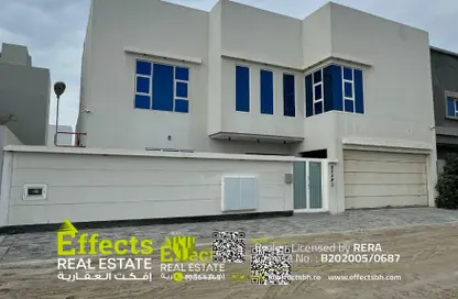 Villa - 4 Bedrooms - 5 Bathrooms for rent in Karzakkan - Northern Governorate