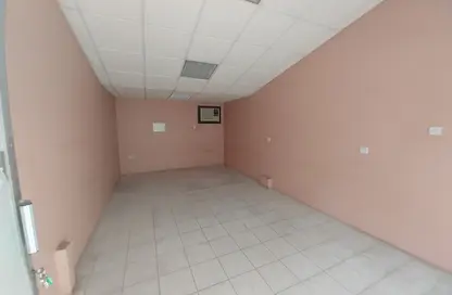 Shop - Studio for rent in Um Al Hasam - Manama - Capital Governorate