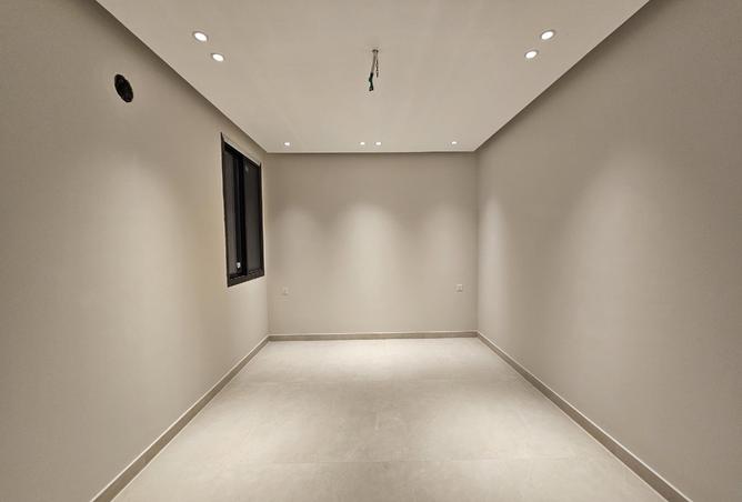 980044 - Property Image 2