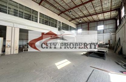 Bulk Rent Unit - Studio - 4 Bathrooms for rent in Khamis - Northern Governorate
