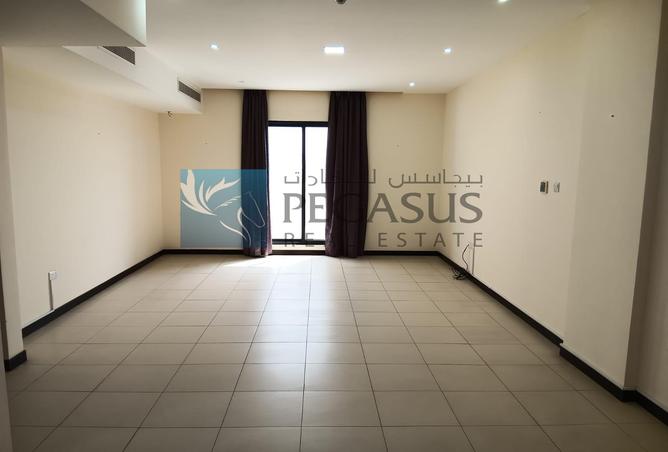 985491 - Property Image 2