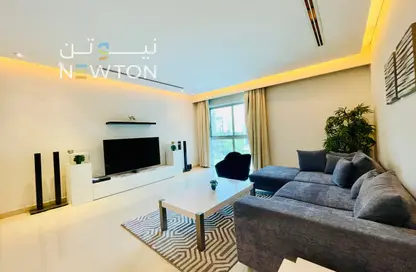 Apartment - 2 Bedrooms - 3 Bathrooms for rent in Reef Island - Capital Governorate