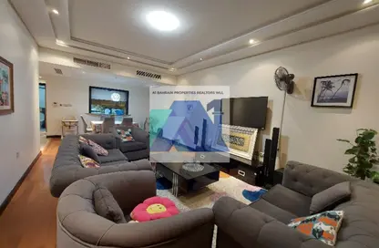 Apartment - 2 Bedrooms - 3 Bathrooms for rent in Abraj Al Lulu - Manama - Capital Governorate
