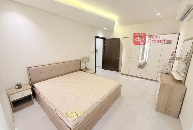 905408 - Property Image 2